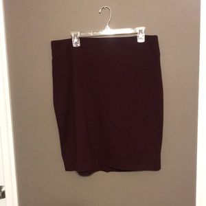 Burgundy pencil skirt